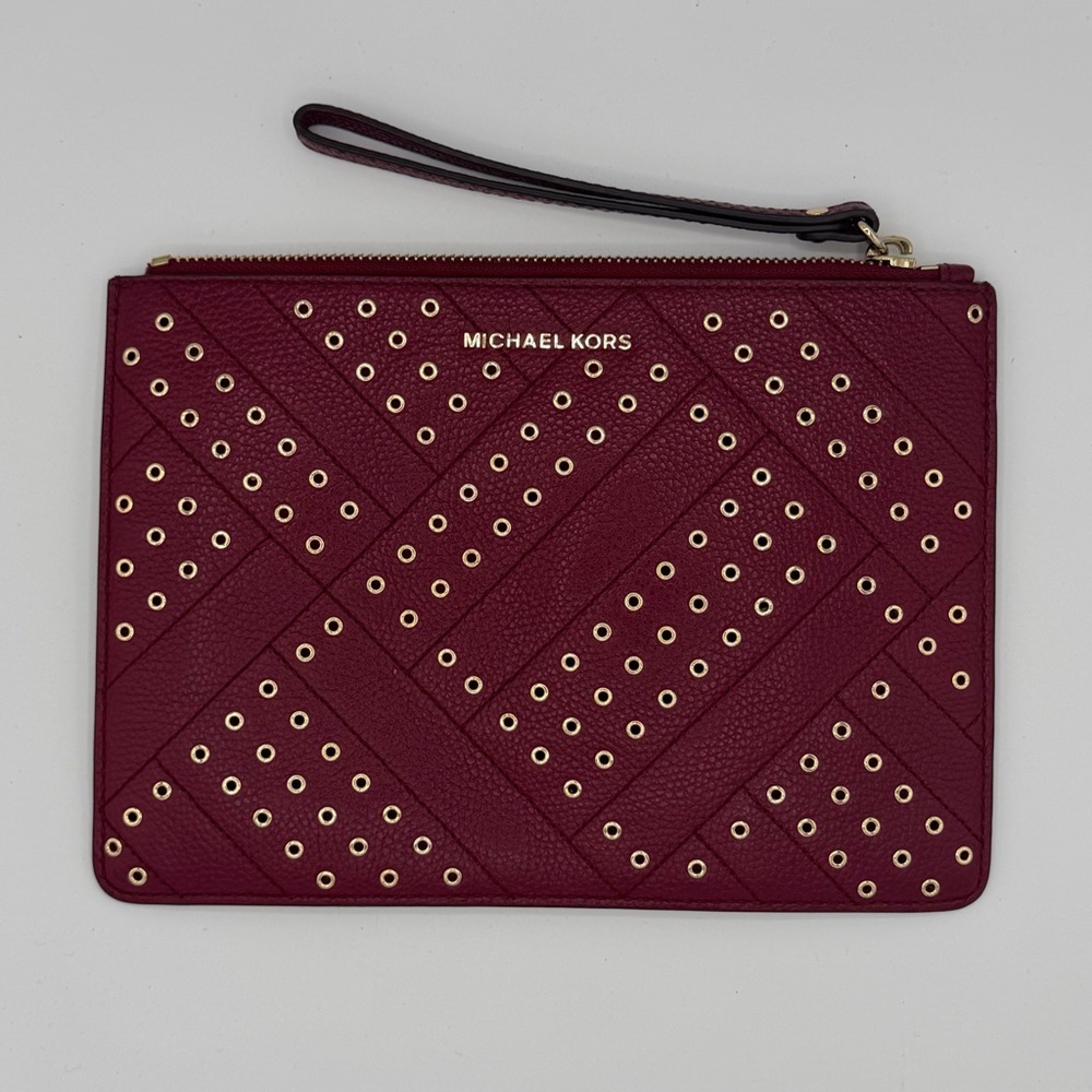 Michael Kors Jet Set Travel XL Zip Stud Clutch Wristlet Pebbled Leather Mulberry - Picture 1 of 10